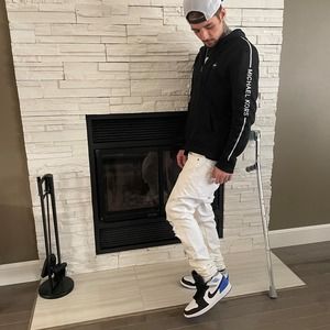 Meet your Posher, Jefferey